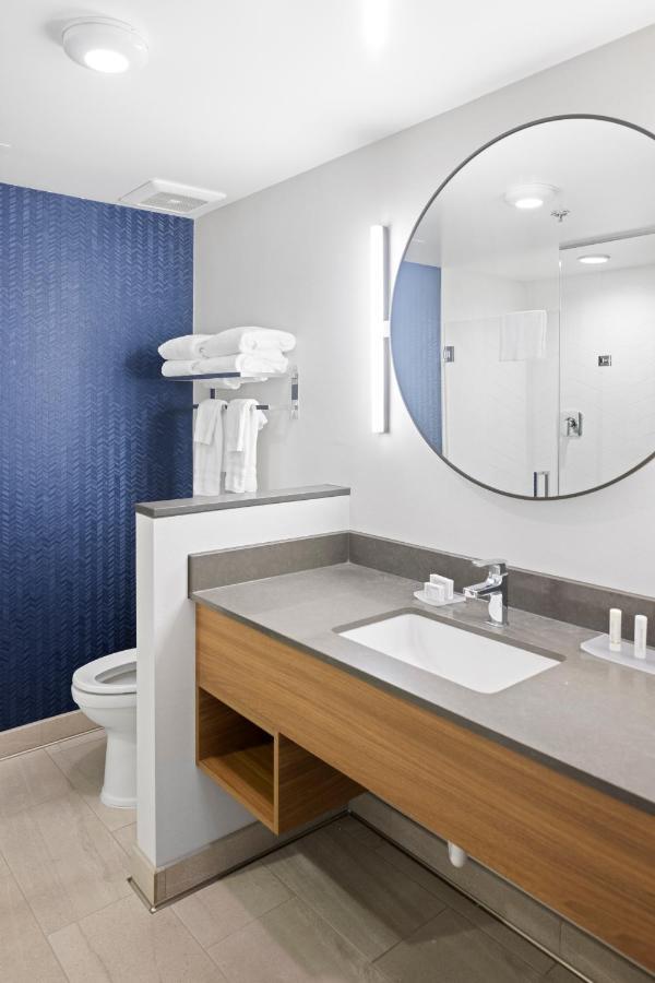 Fairfield Inn & Suites By Marriott San Diego Pacific Beach ภายนอก รูปภาพ